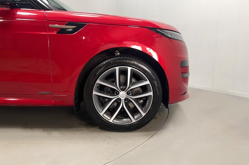 Used Land Rover Range Rover Sport 2024 for sale - 76982344: Photo 8