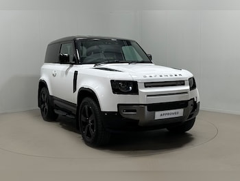 Used Land Rover Defender 2023 for sale - 79101984: Photo