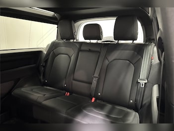 Used Land Rover Defender 2023 for sale - 79101984: Photo
