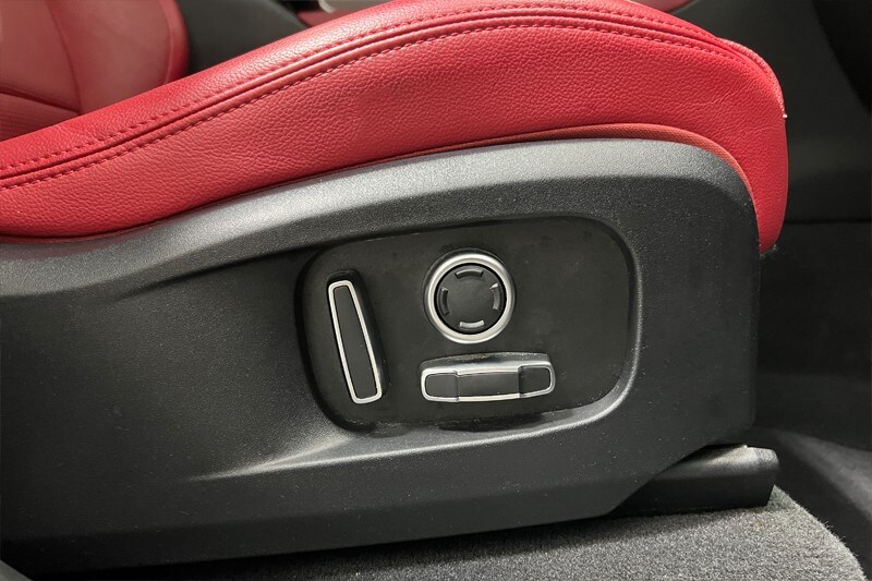 Used Jaguar F-Pace 2021 for sale - 76981716: Photo 25