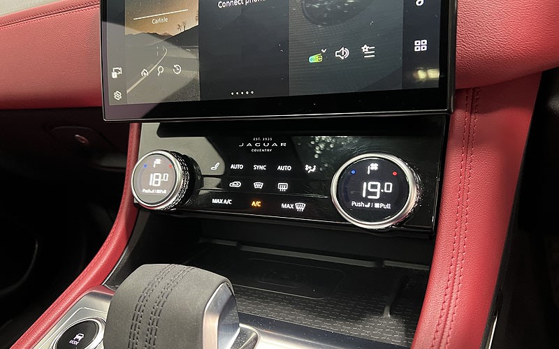 Used Jaguar F-Pace 2021 for sale - 76981716: Photo 32