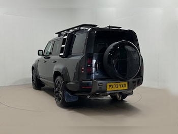 Used Land Rover Defender 2023 for sale - 79161864: Photo