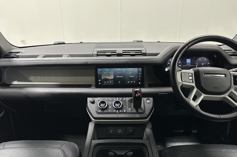 Used Land Rover Defender 2024 for sale - 78042287: Photo 14