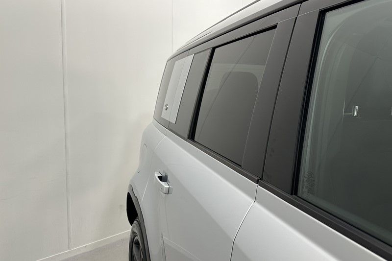 Used Land Rover Defender 2024 for sale - 78042287: Photo 48