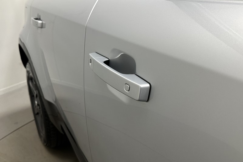 Used Land Rover Defender 2024 for sale - 78042287: Photo 49