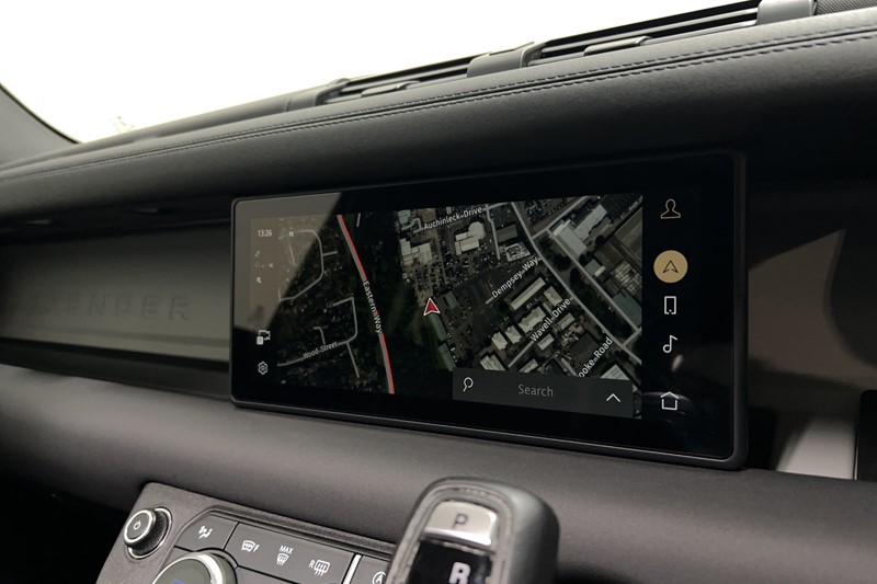 Used Land Rover Defender 2023 for sale - 77270948: Photo 11