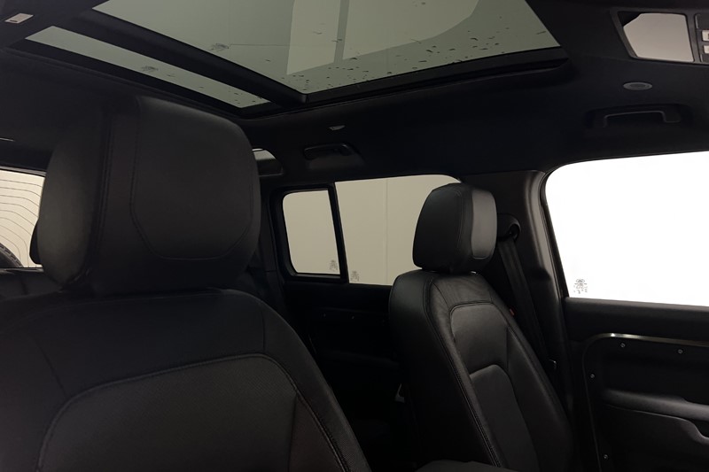 Used Land Rover Defender 2023 for sale - 77270948: Photo 27