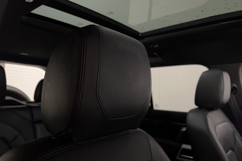 Used Land Rover Defender 2023 for sale - 77270948: Photo 28