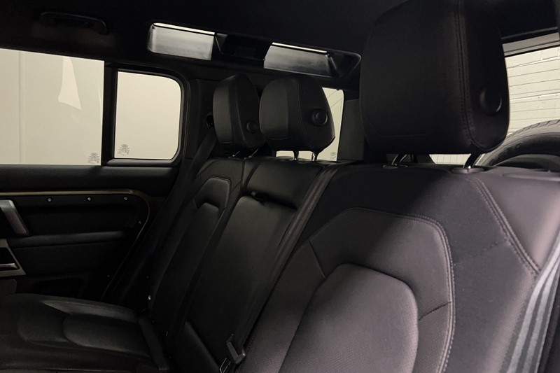 Used Land Rover Defender 2023 for sale - 77270948: Photo 45