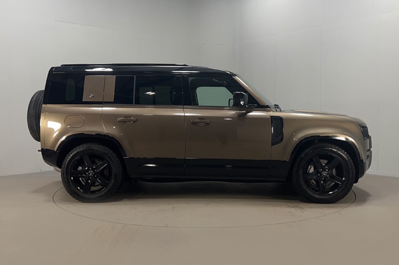 Used Land Rover Defender 2023 for sale - 77270948: Photo 5