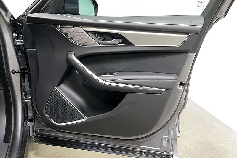 Used Jaguar F-Pace 2024 for sale - 76982176: Photo 21