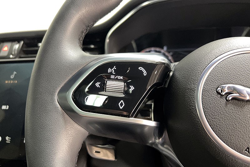 Used Jaguar F-Pace 2024 for sale - 76982176: Photo 30