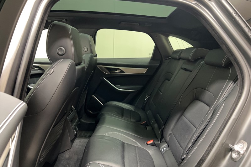 Used Jaguar F-Pace 2024 for sale - 76982176: Photo 4