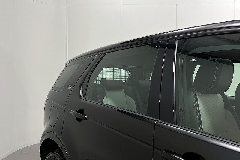 Used Land Rover Discovery Sport 2021 for sale - 77888378: Photo 43