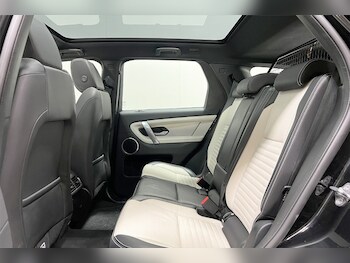 Used Land Rover Discovery Sport 2021 for sale - 77888378: Photo