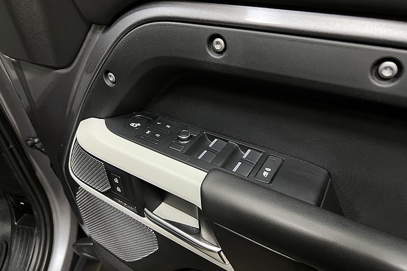 Used Land Rover Defender 2020 for sale - 77519403: Photo 23