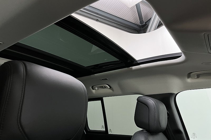 Used Land Rover Defender 2020 for sale - 77519403: Photo 29