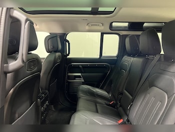 Used Land Rover Defender 2020 for sale - 77519403: Photo