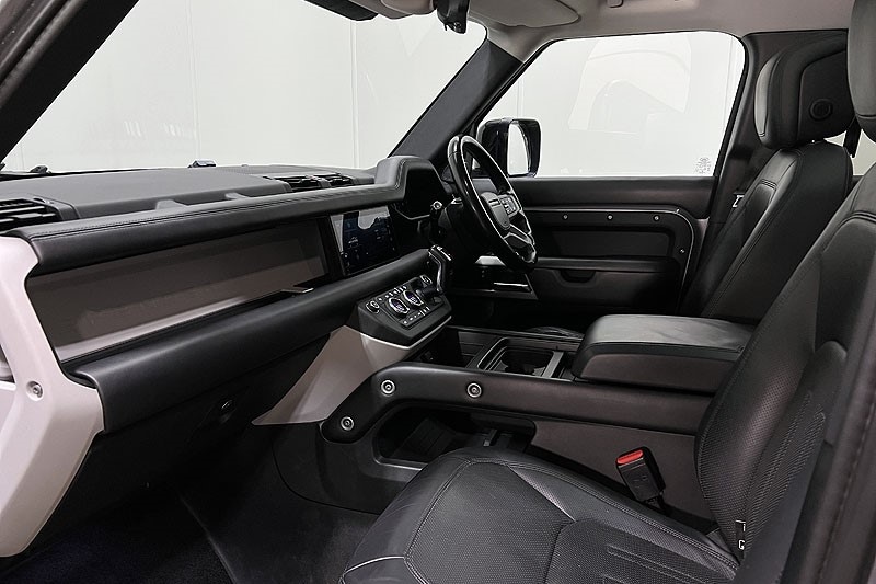 Used Land Rover Defender 2020 for sale - 77665250: Photo 42