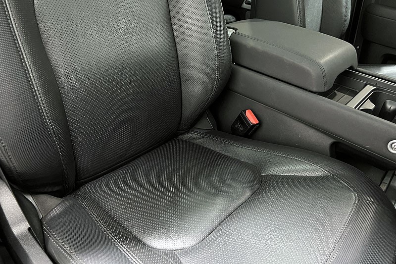 Used Land Rover Defender 2023 for sale - 77137810: Photo 26