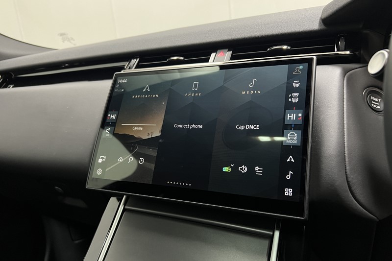 Used Land Rover Range Rover Velar 2024 for sale - 77375919: Photo 32