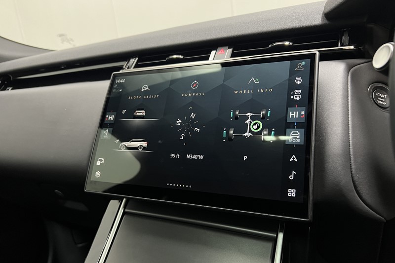 Used Land Rover Range Rover Velar 2024 for sale - 77375919: Photo 33