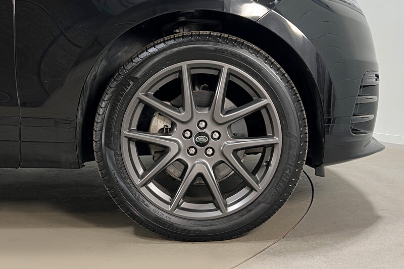 Used Land Rover Range Rover Velar 2024 for sale - 77375919: Photo 8