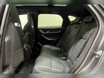 Used Jaguar F-Pace 2023 for sale - 77225279: Photo