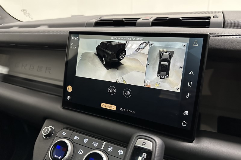 Used Land Rover Defender 2024 for sale - 77690990: Photo 11