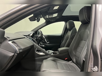 Used Jaguar E-Pace 2023 for sale - 79287209: Photo