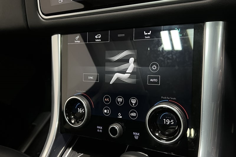 Used Land Rover Range Rover Sport 2021 for sale - 76982114: Photo 32