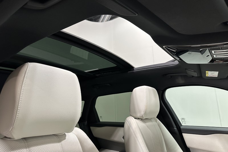 Used Land Rover Range Rover Velar 2023 for sale - 78175994: Photo 31