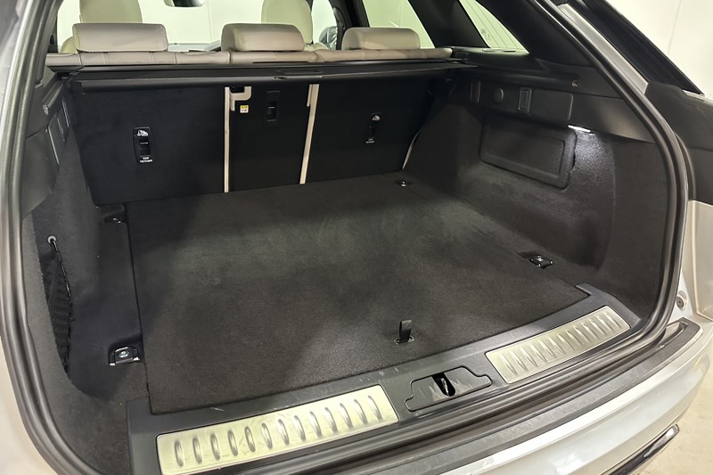 Used Land Rover Range Rover Velar 2023 for sale - 78175994: Photo 48