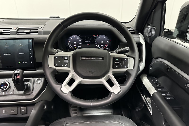 Used Land Rover Defender 2024 for sale - 78121444: Photo 16