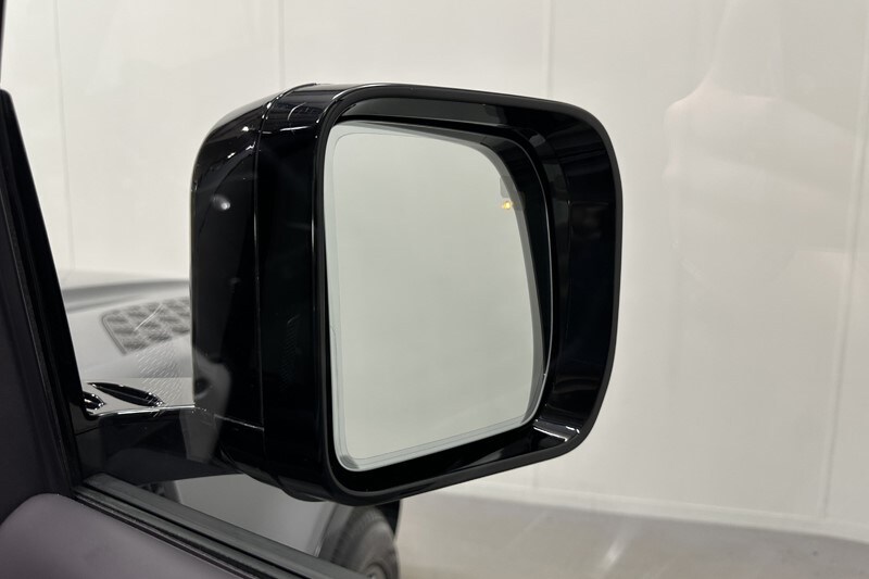 Used Land Rover Defender 2024 for sale - 78121444: Photo 23