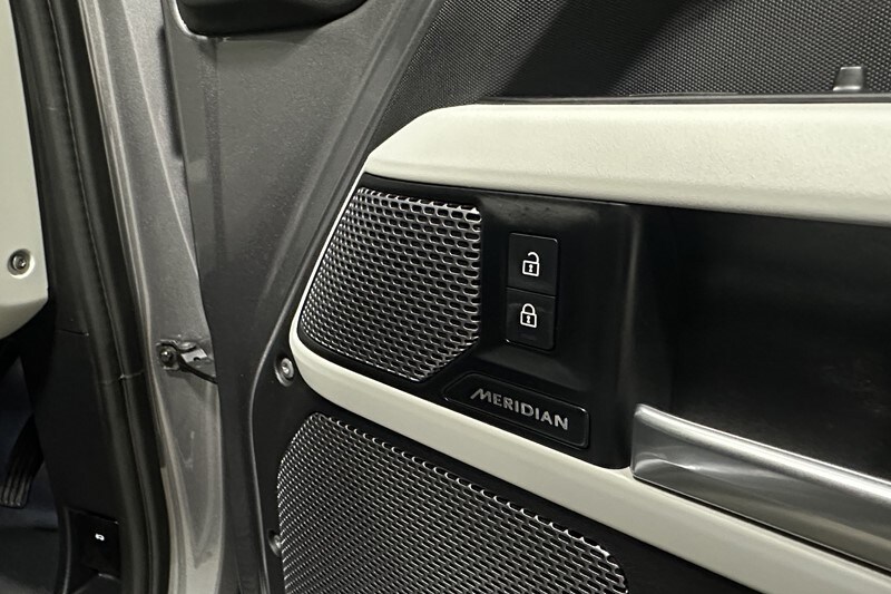 Used Land Rover Defender 2024 for sale - 78121444: Photo 24