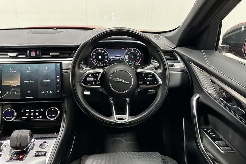 Used Jaguar F-Pace 2022 for sale - 77745988: Photo 15