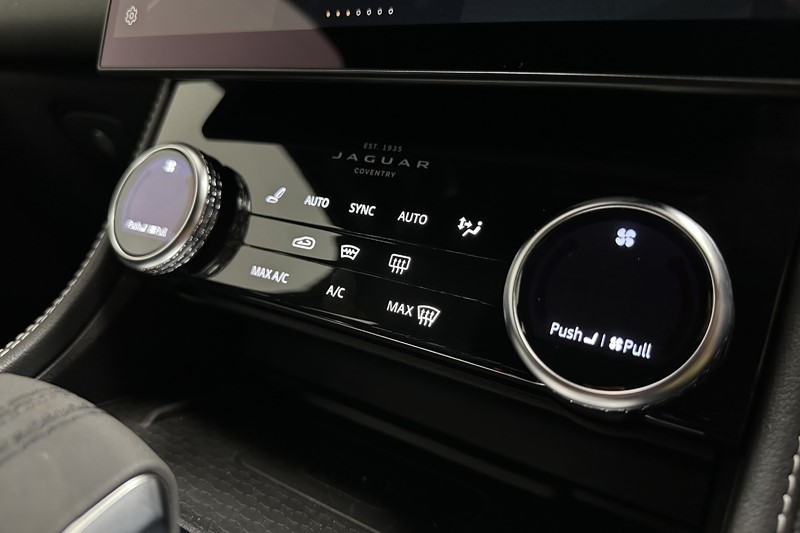 Used Jaguar F-Pace 2022 for sale - 77745988: Photo 31