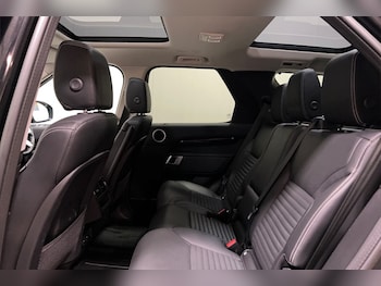Used Land Rover Discovery 2023 for sale - 79580284: Photo