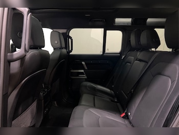 Used Land Rover Defender 2023 for sale - 78568651: Photo