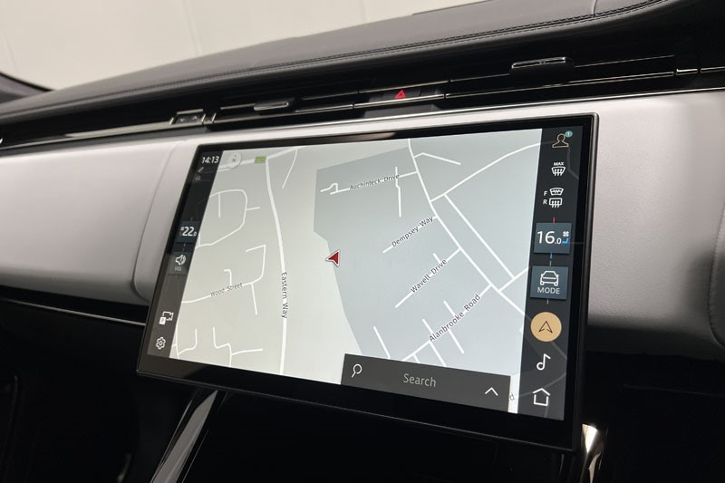 Used Land Rover Range Rover Sport 2025 for sale - 76982149: Photo 11