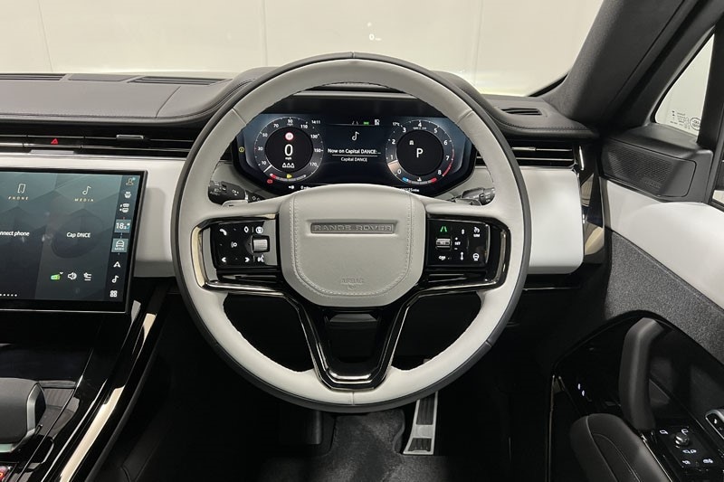 Used Land Rover Range Rover Sport 2025 for sale - 76982149: Photo 15