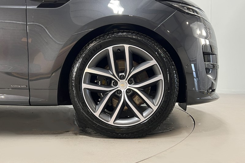 Used Land Rover Range Rover Sport 2025 for sale - 76982149: Photo 8