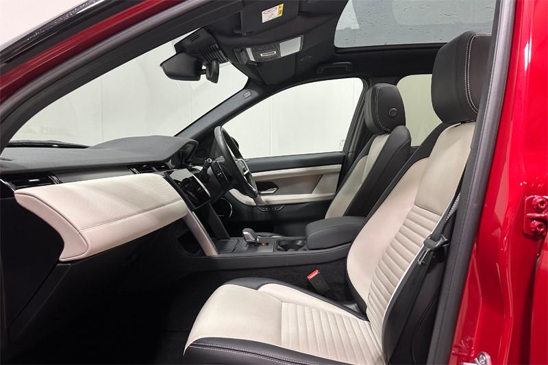 Used Land Rover Discovery Sport 2025 for sale - 76982391: Photo 3