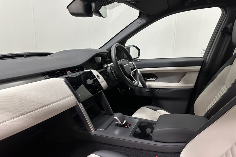 Used Land Rover Discovery Sport 2025 for sale - 76982391: Photo 36