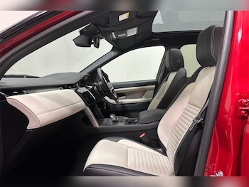 Used Land Rover Discovery Sport 2025 for sale - 76982391: Photo
