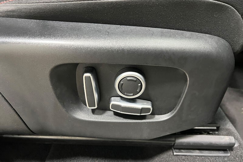 Used Land Rover Discovery Sport 2021 for sale - 77945570: Photo 23