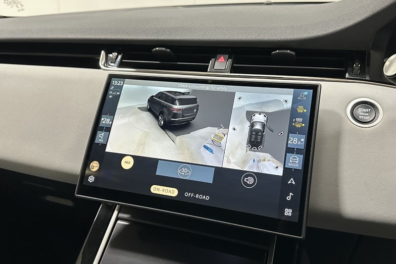 Used Land Rover Range Rover Evoque 2025 for sale - 76982074: Photo 12