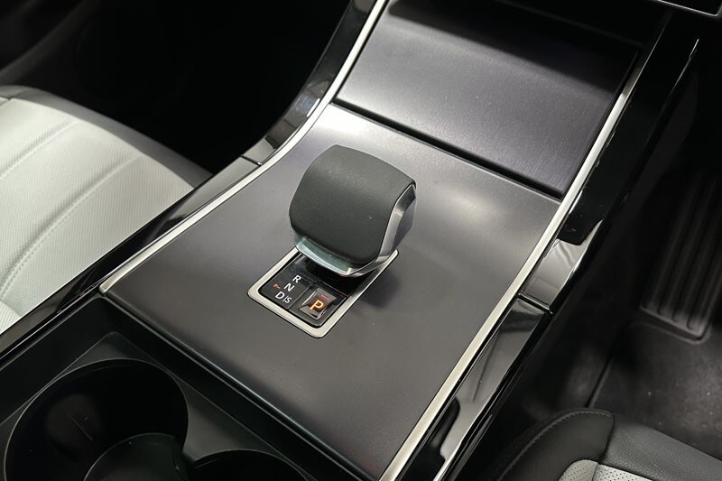 Used Land Rover Range Rover Evoque 2025 for sale - 76982074: Photo 13