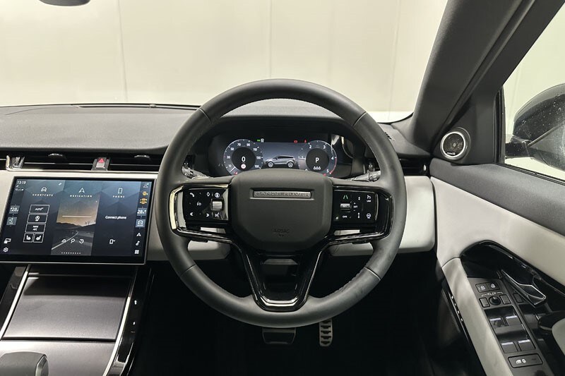 Used Land Rover Range Rover Evoque 2025 for sale - 76982074: Photo 15